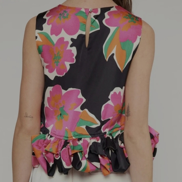 Entro Ruffle Peplum Top - Picture 2 of 7